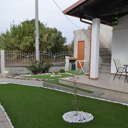 Casa Giovanna San Giovanni Suèrgiu Esterno foto